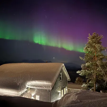 - Målselv Fjellandsby Feriehus *